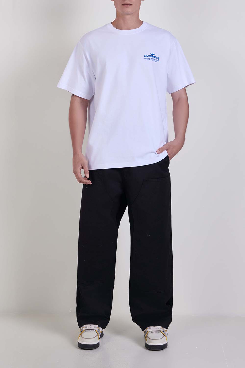 חולצת טי בגזרה ישרה